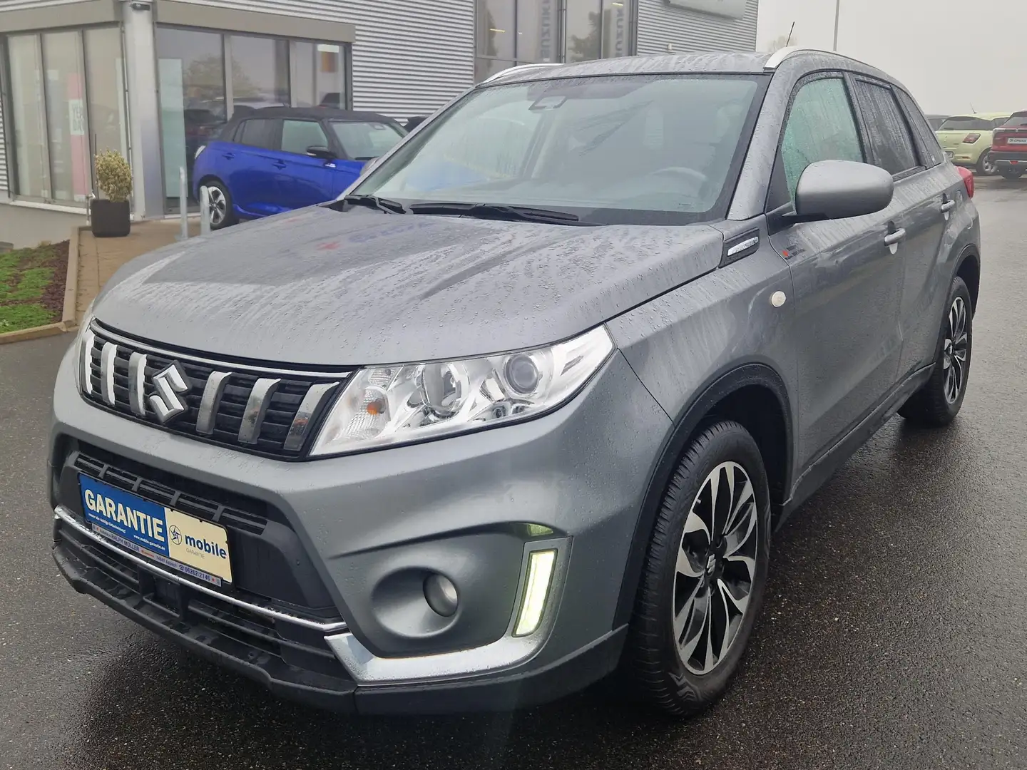 Suzuki Vitara Vitara 1.4 Boosterjet Allgrip Comfort Navi AHK Grau - 1