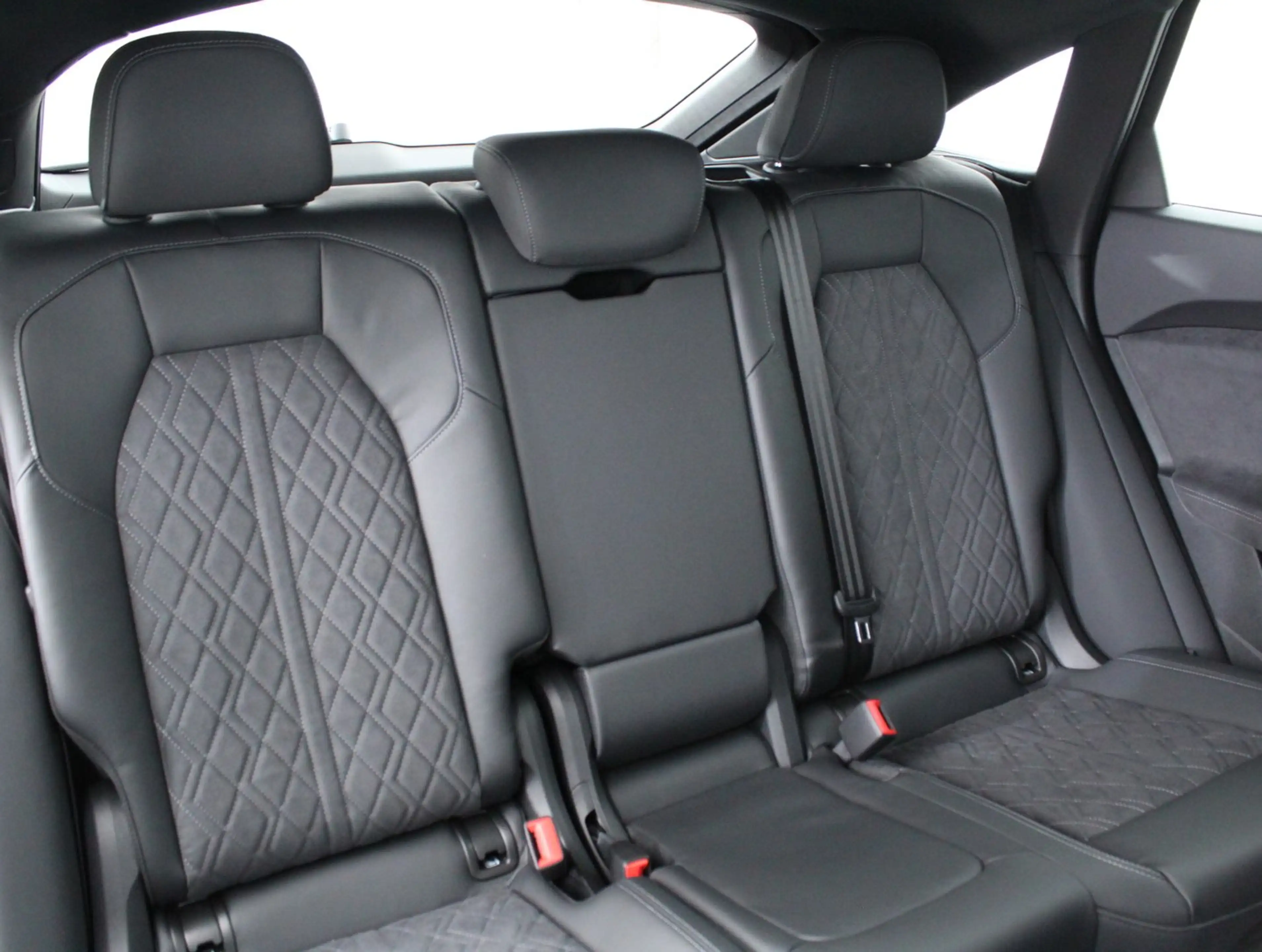 Audi Q5 TDI quattro 150 kW — photo 12