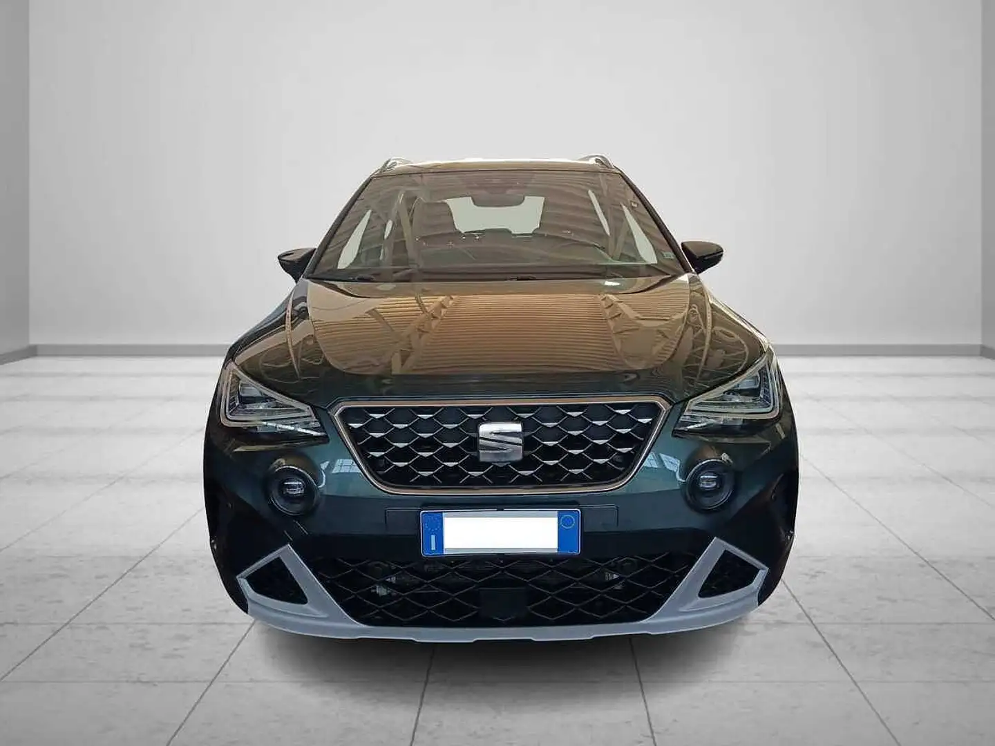 SEAT Arona 1.0 TGI XPERIENCE Verde - 2