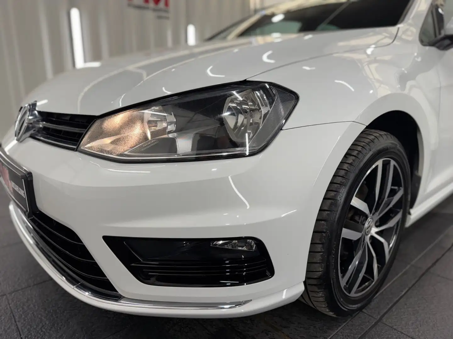Volkswagen Golf VII Lim.1.2 TSI Comfortline/AHK/2x R-Line Bianco - 2