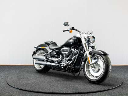 Harley-Davidson Fat Boy FLFBS 114 Vivid Black Inclusief Jekill&amp;Hide ui