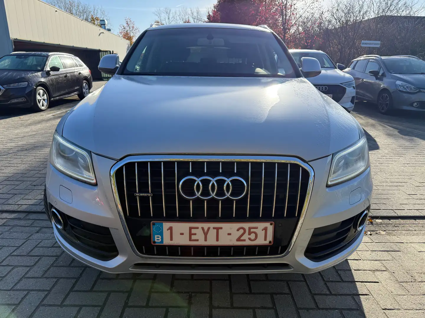 Audi Q5 Q5 2.0 tdi Quatro 130kw full s tronic Zilver - 2