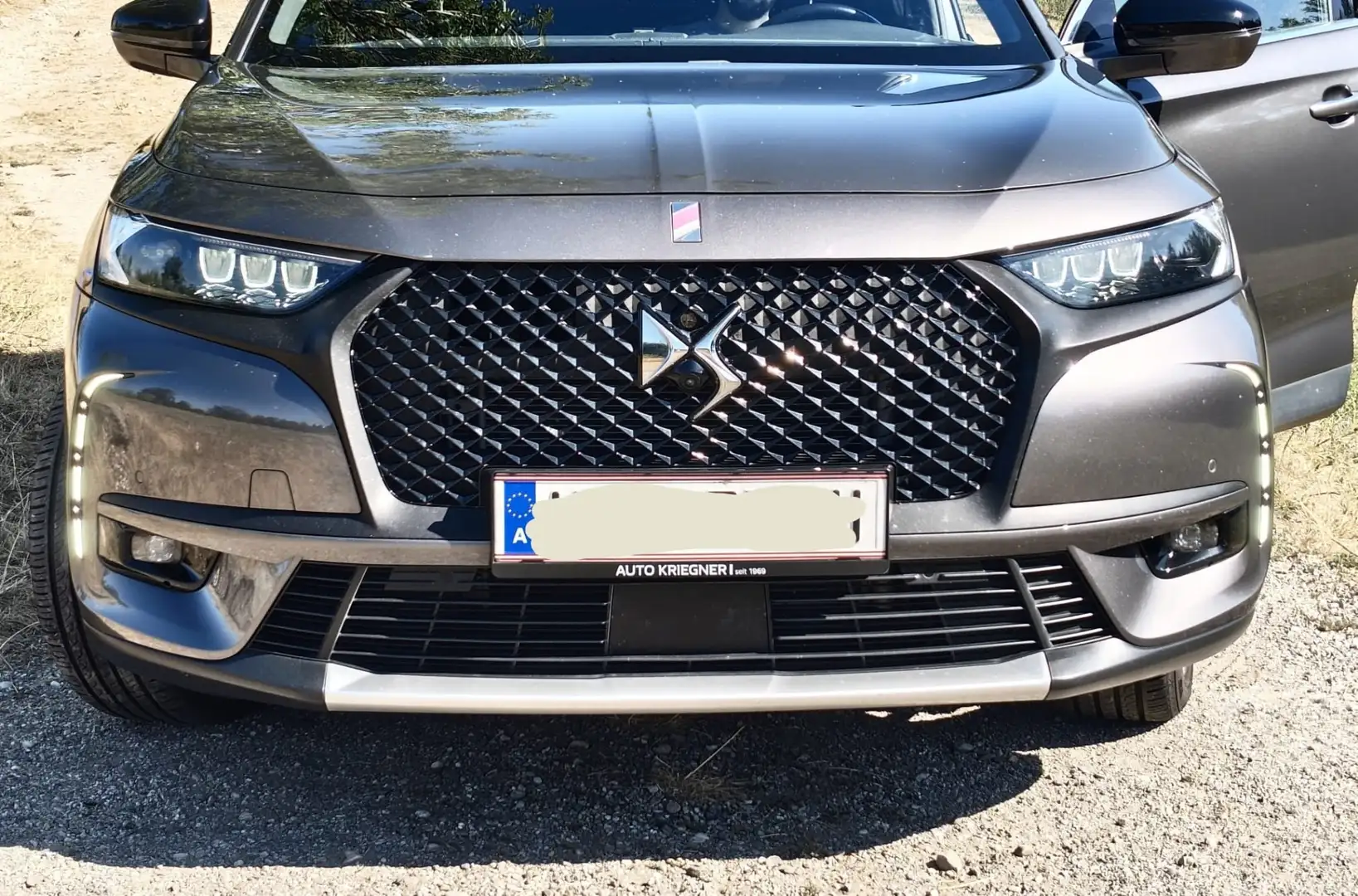 DS Automobiles DS 7 Crossback DS7 Crossback BlueHDi 180 EAT8 Performance Line Pe Grau - 2