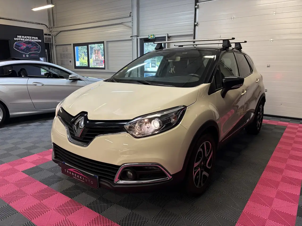 Renault Captur — photo 10