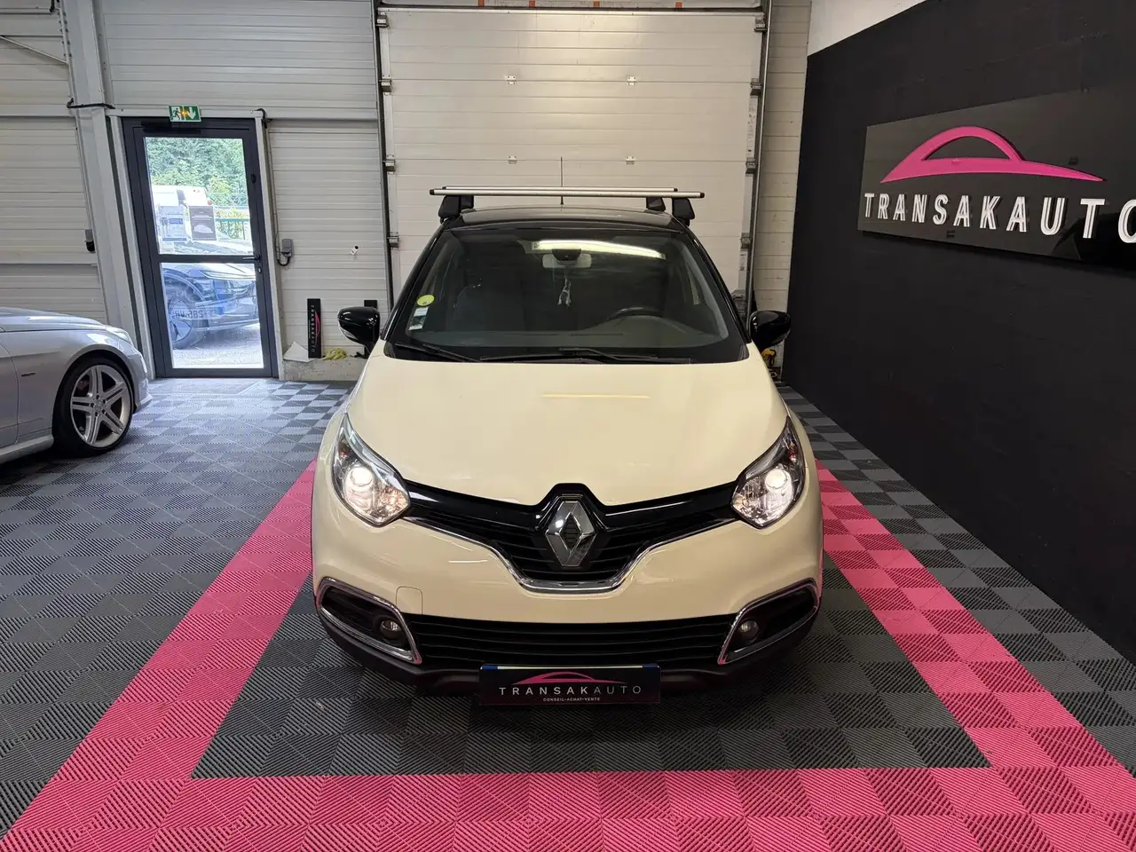 Renault Captur — photo 9