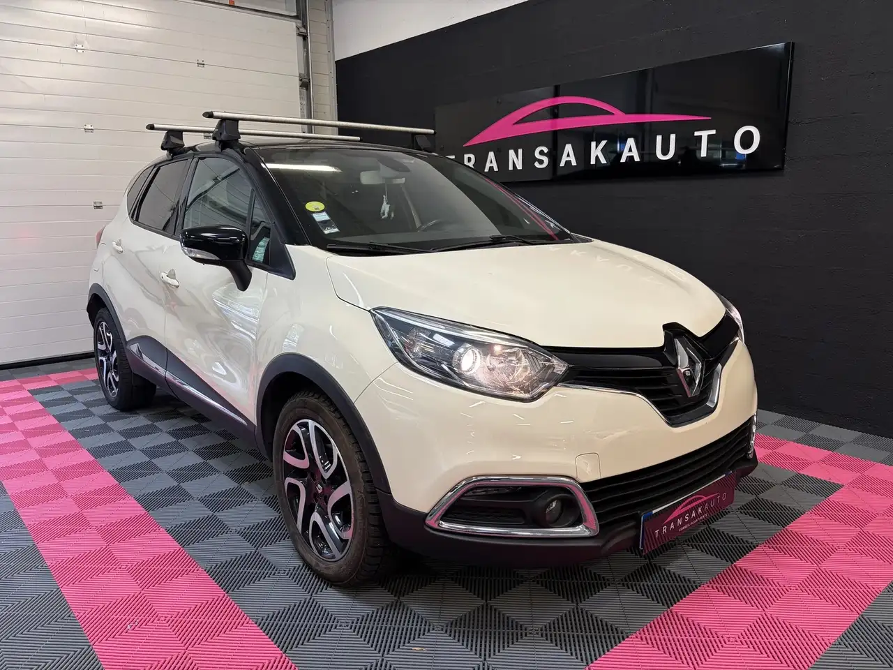 Renault Captur — photo 7