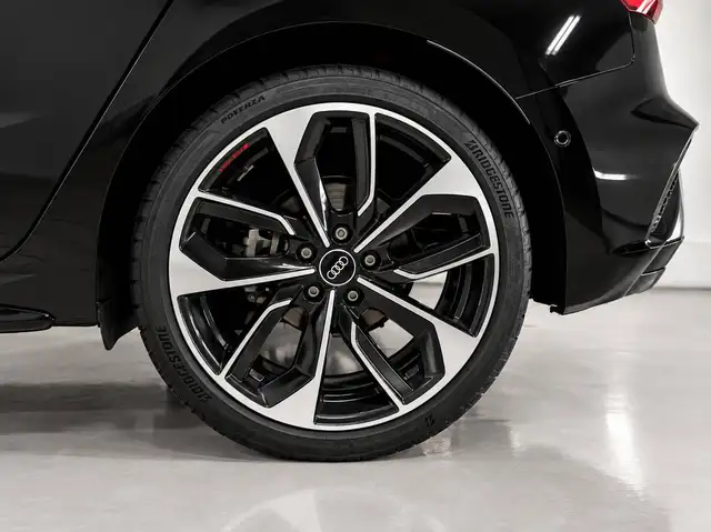 Audi A3 view 7
