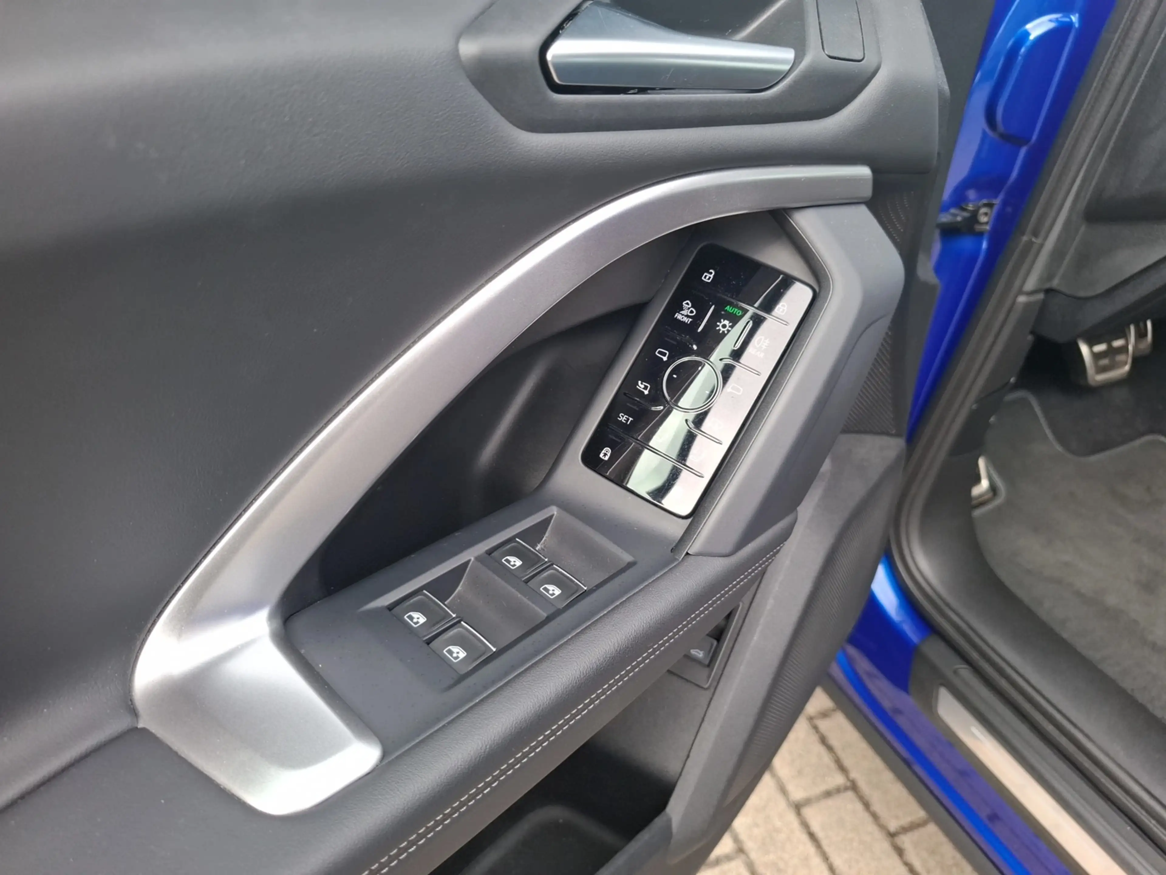 Audi Q5 TDI S-Line quattro S-tronic Matrix Navi AVC ACC... — photo 14