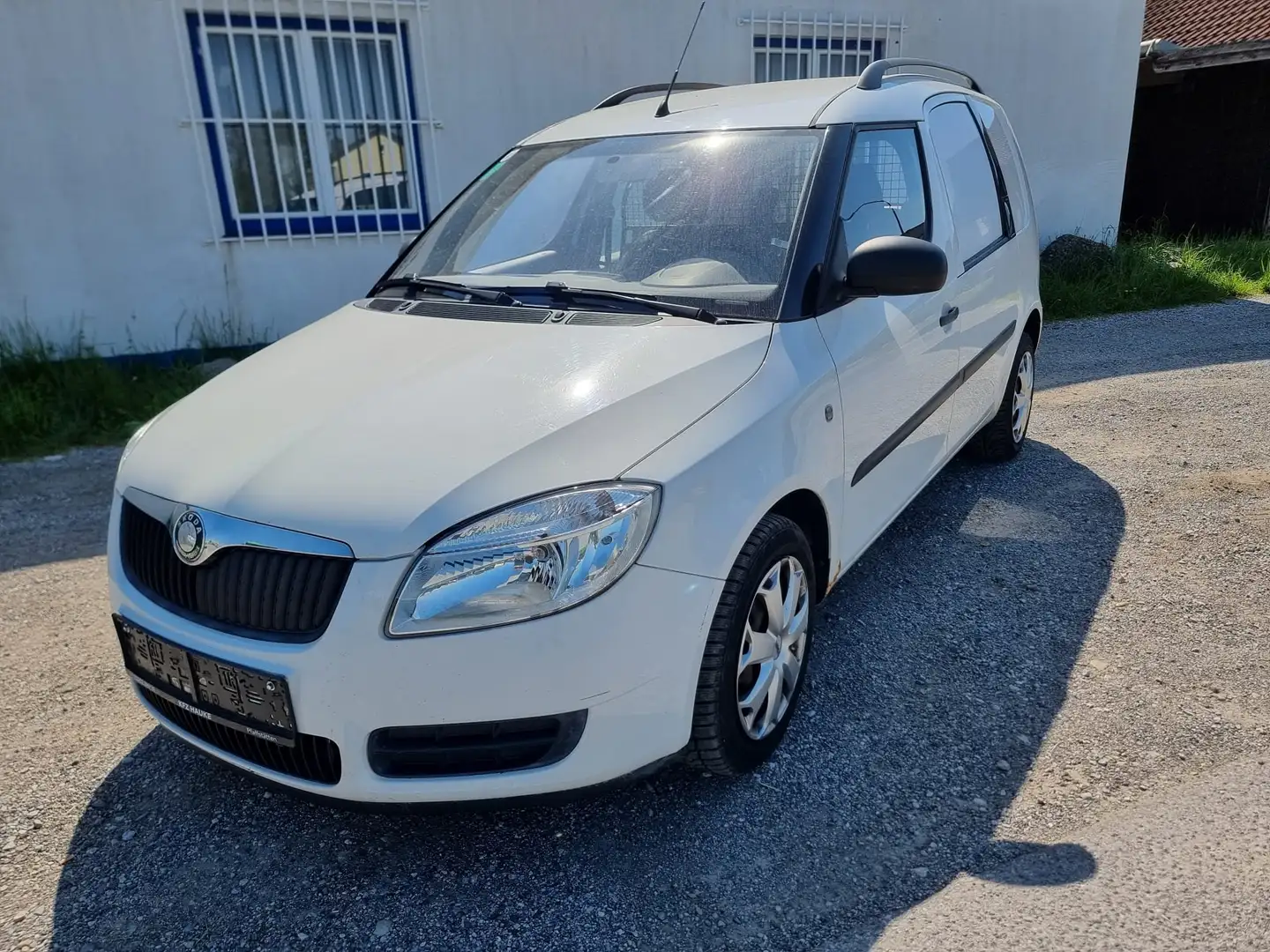Skoda Praktik 1,4 TDI PD * 1. Besitz * Weiß - 1