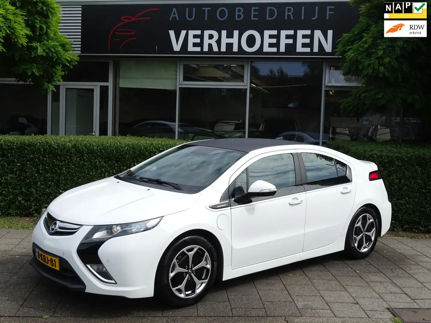 Opel Ampera 1.4 - AUTOMAAT - PARKEERCAMERA - STOELVERWARMING - Wit - 1