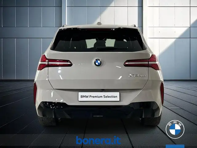 BMW X3 view 7
