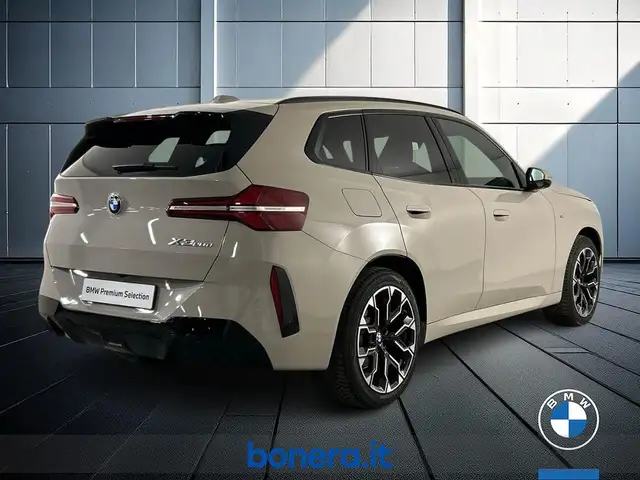 BMW X3 view 6