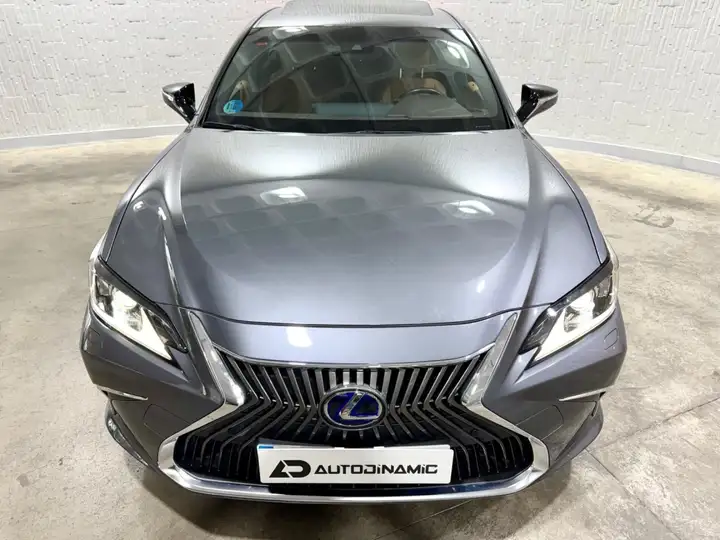Lexus ES300 2021, foto 5