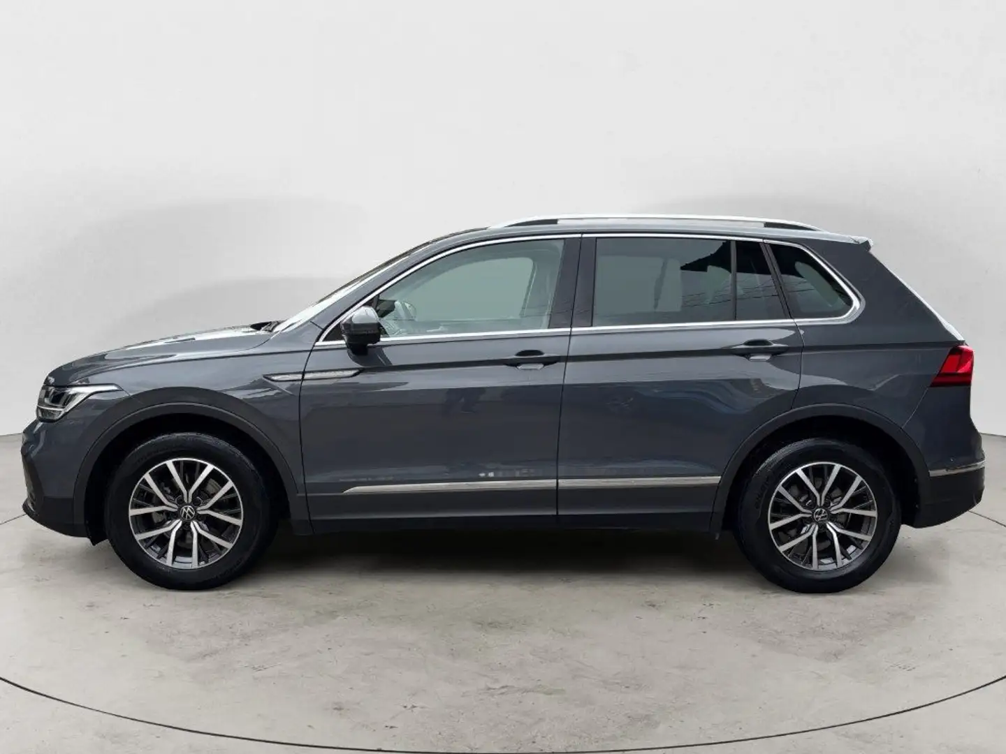 Volkswagen Tiguan 2.0 TDI 150 CV SCR DSG Life Grigio - 2