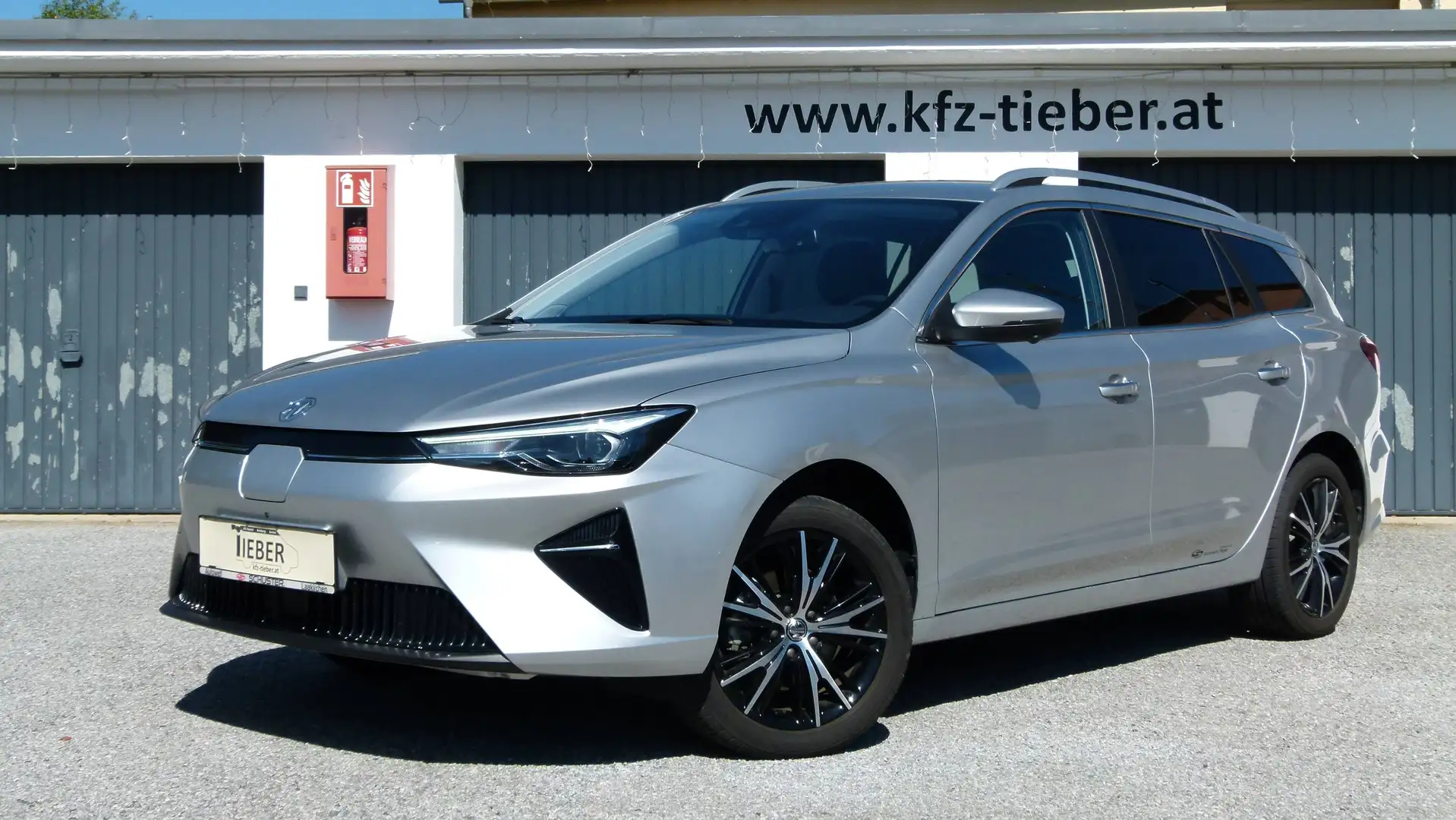 MG MG5 5 Electric Luxury 61kwh AHK VOLLAUSSTATTUNG Silber - 1