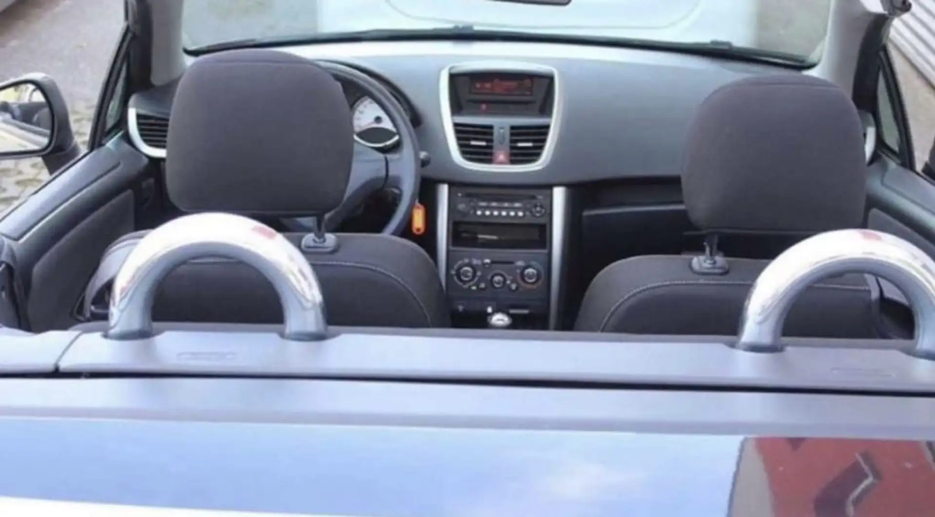 Peugeot 207 CC Active 1,6 VTi 16V - 2