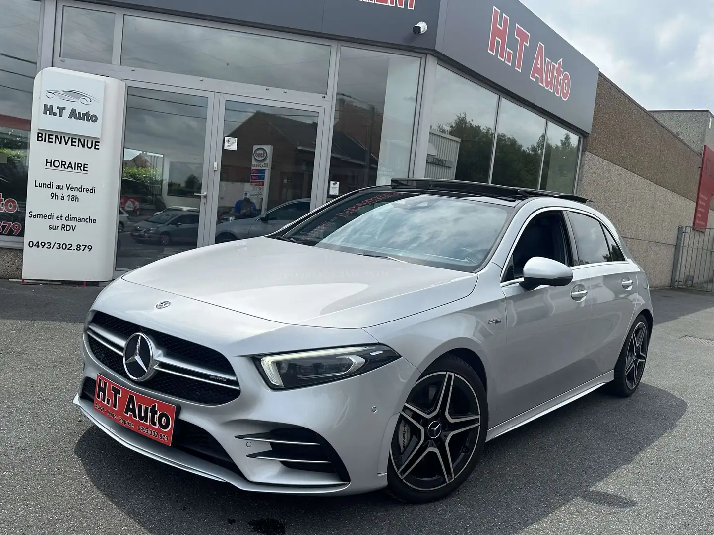 Mercedes-Benz A 35 AMG 4-Matic/Etat neuf/Full options/Toit pano/Led Gris - 1
