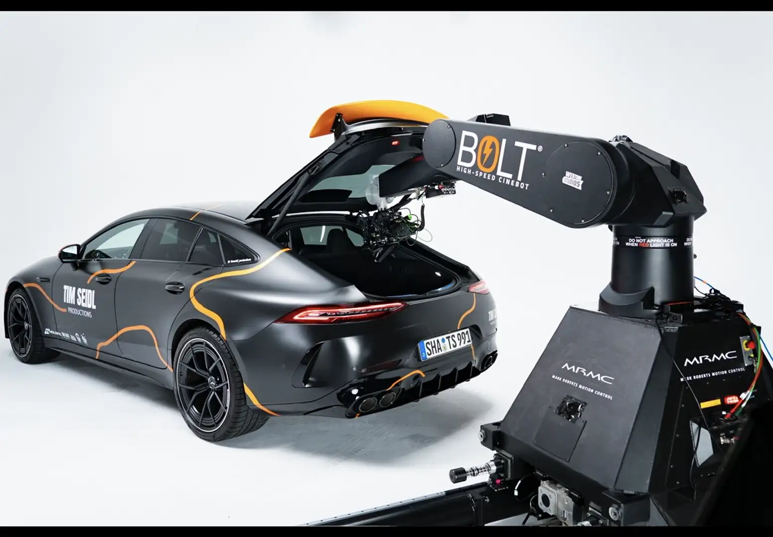 Mercedes-Benz AMG GT 53 4Matic+ Coupe 4D Speedshift TCT 9G - 1