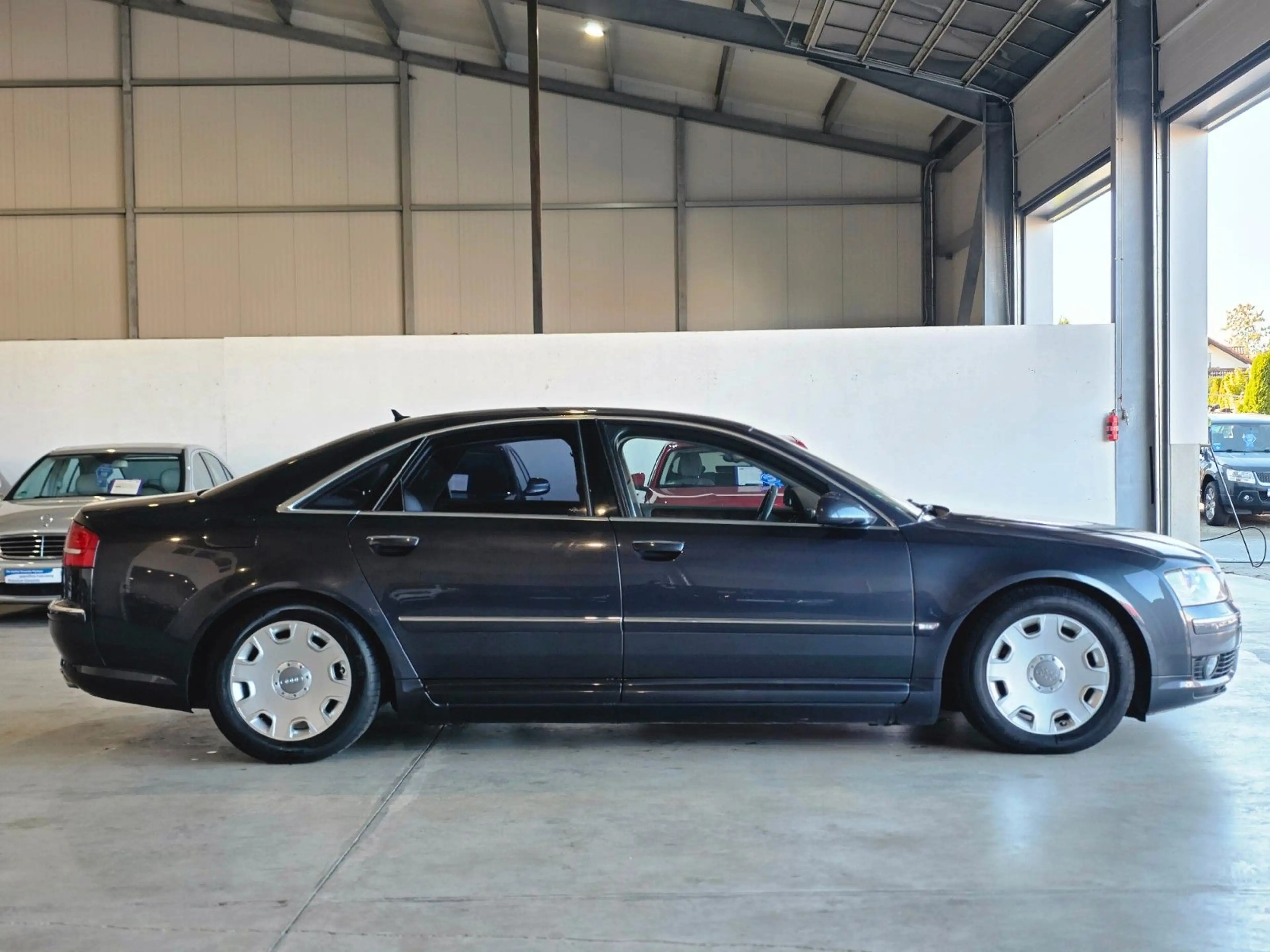 Audi A8 4.2 V8 quattro Triptronic|XENON|VOLLEDER — photo 5