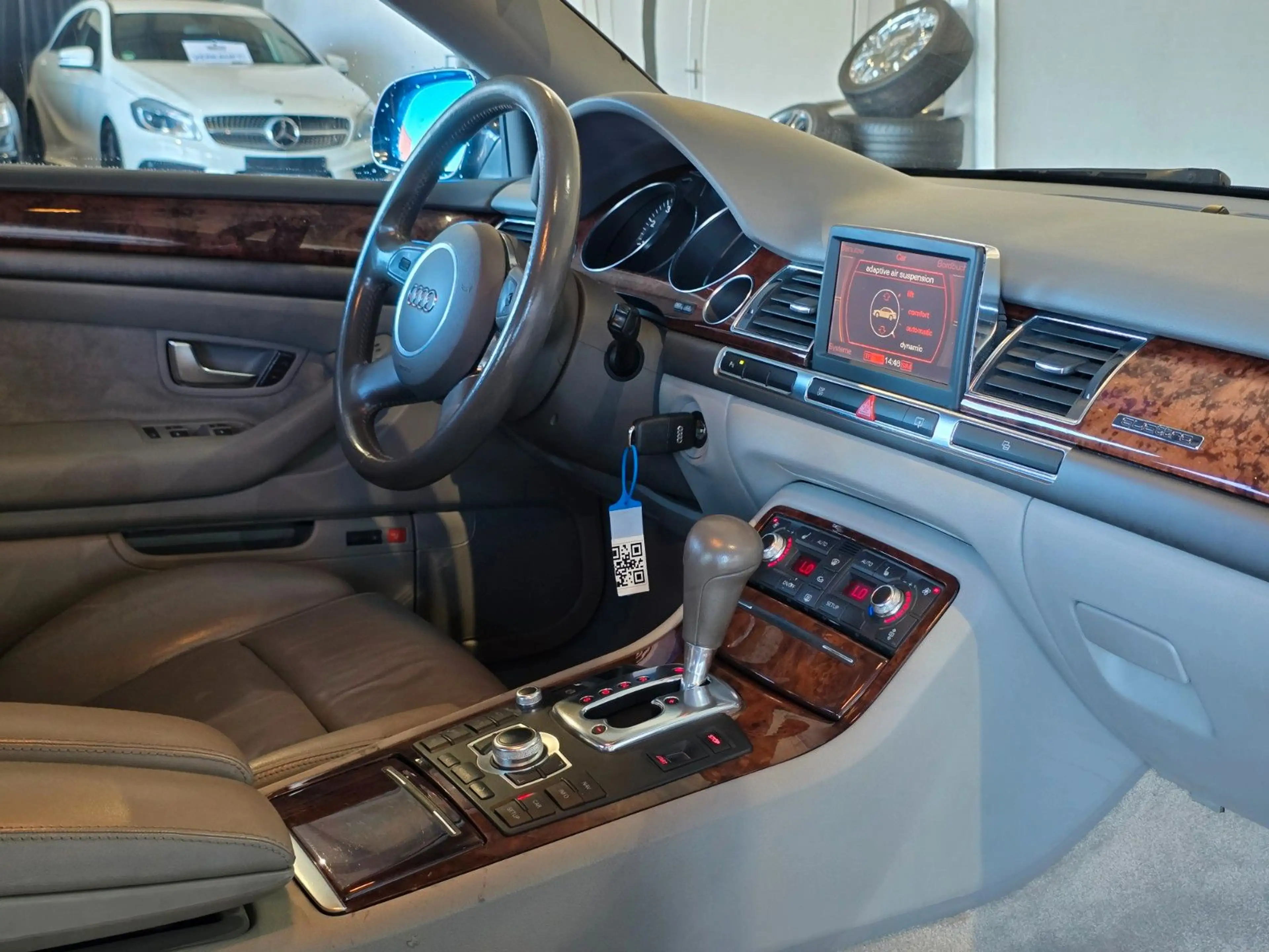 Audi A8 4.2 V8 quattro Triptronic|XENON|VOLLEDER — photo 14