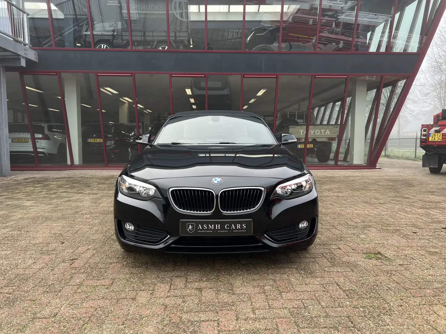 BMW 220 2-serie Cabrio 220i | NL auto | 2e eigenaar | PDC Noir - 2
