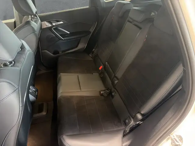 BMW Ix1 view 13