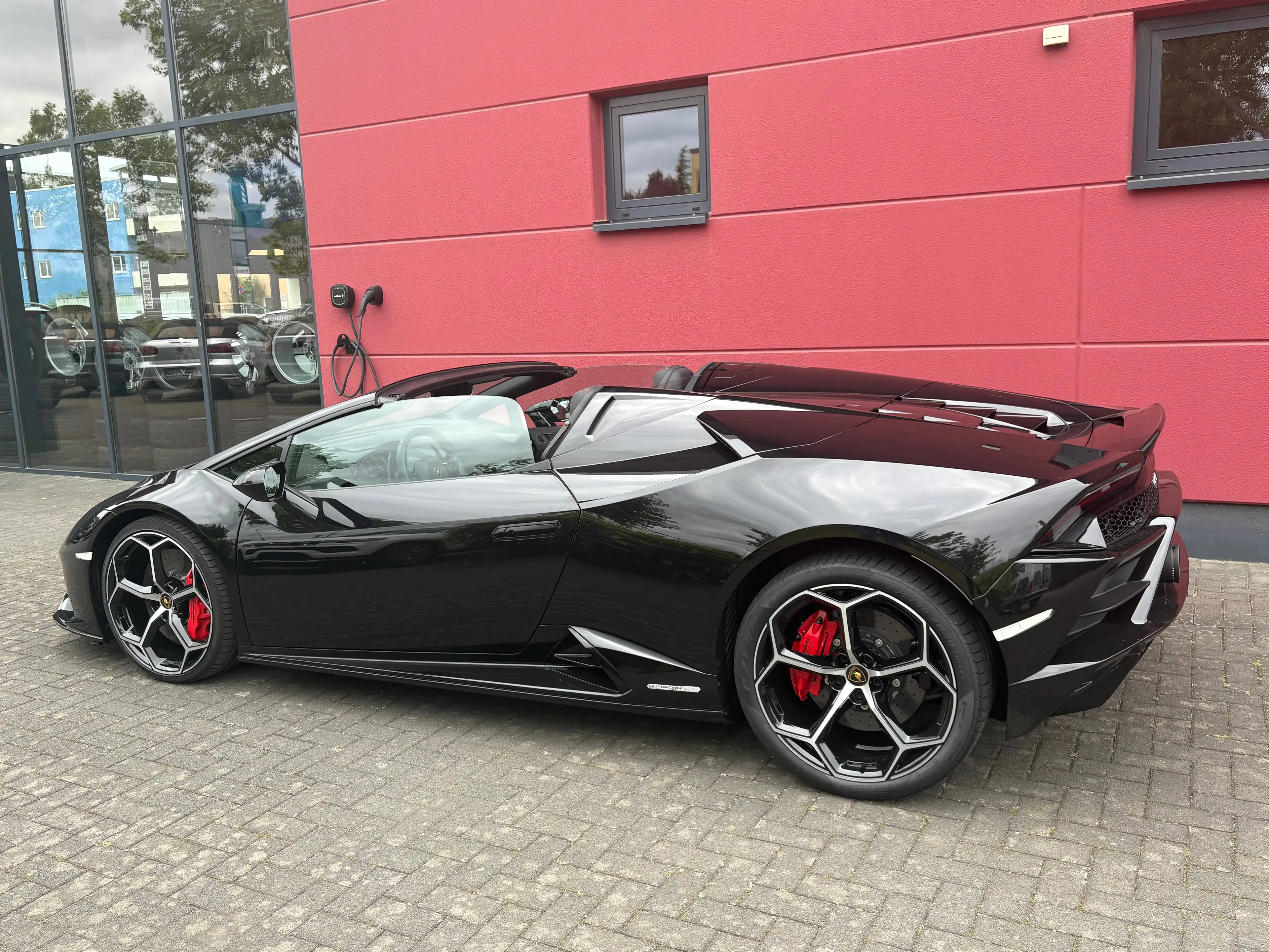 Lamborghini Huracán HURACAN EVO SPYDER AWD 640PS NUR 2.900KM SENSONUM LIFT TOP — photo 4