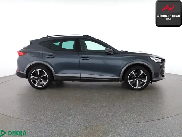 Cupra Formentor view 6