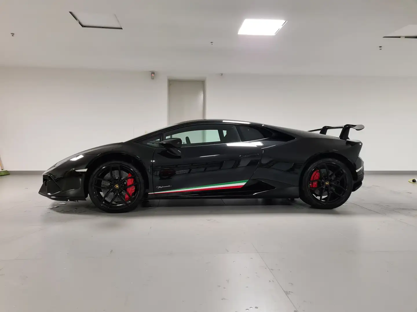 Lamborghini Huracán Huracan Coupe Huracan Coupe 5.2 Performante 640 Nero - 2