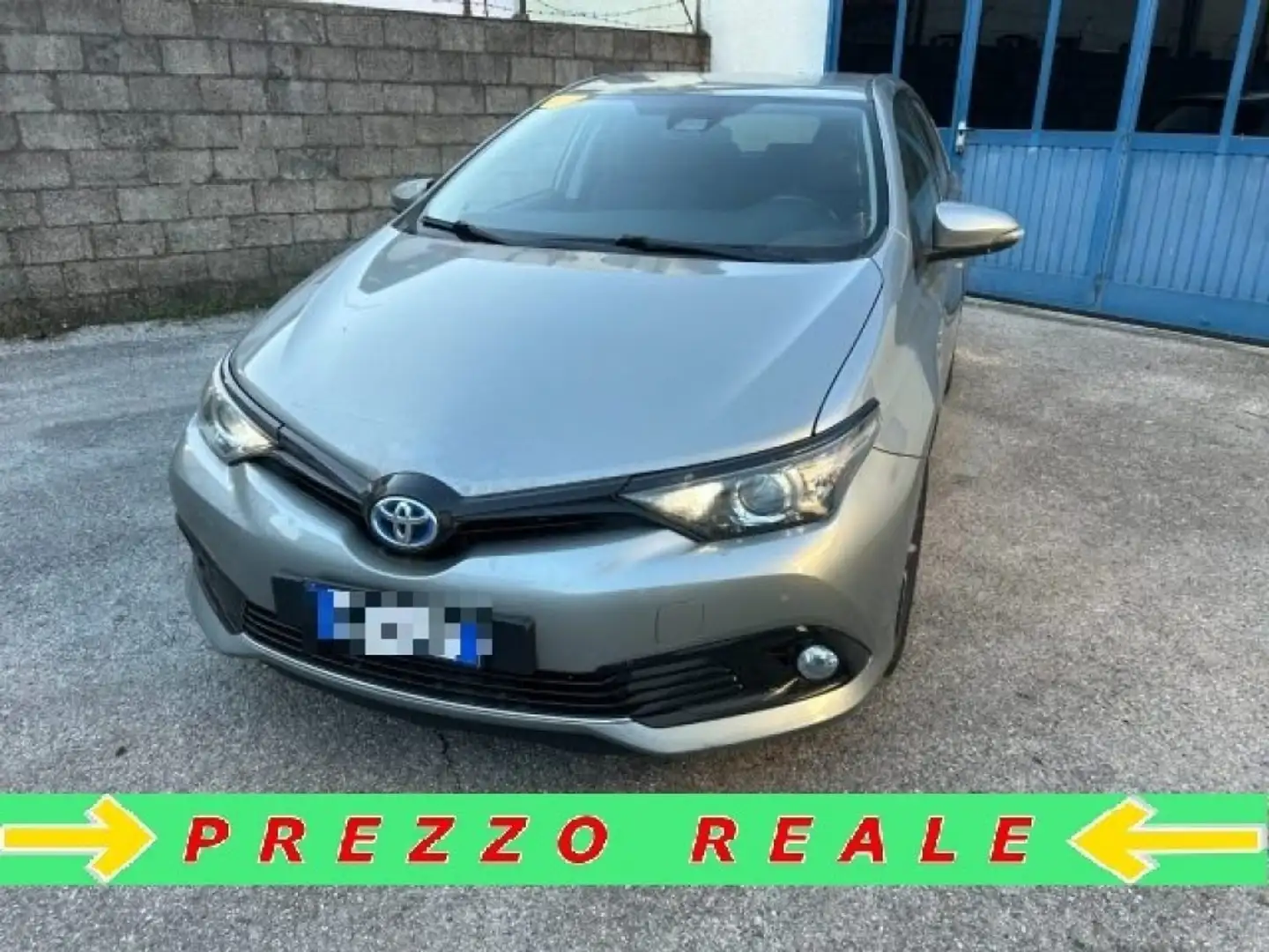 Toyota Auris 1.8 Hybrid Business Argento - 1
