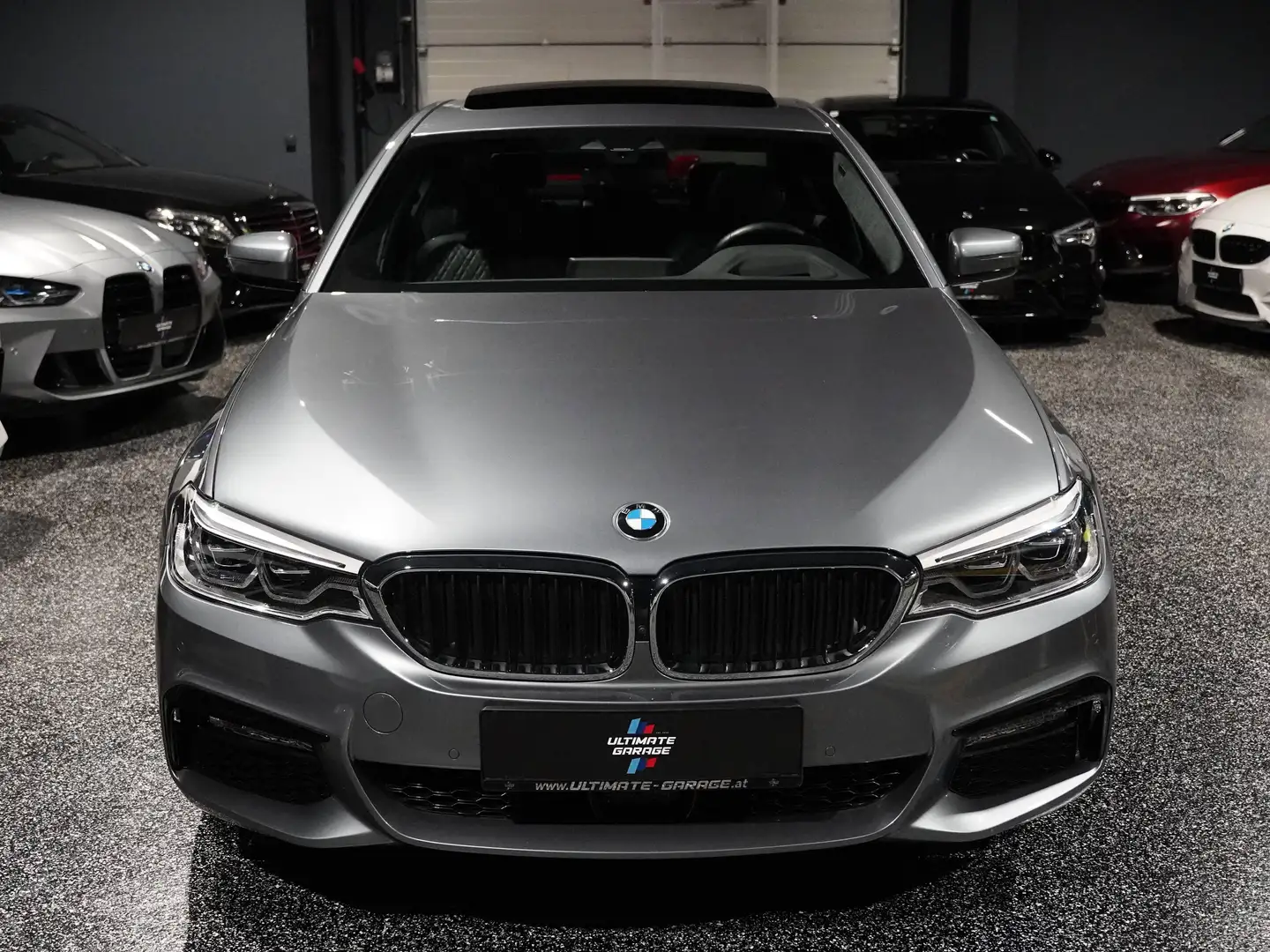 BMW 540 540i xDrive M Sport *1 Hand*NUR 36tkm*TAUSCH* Gris - 2