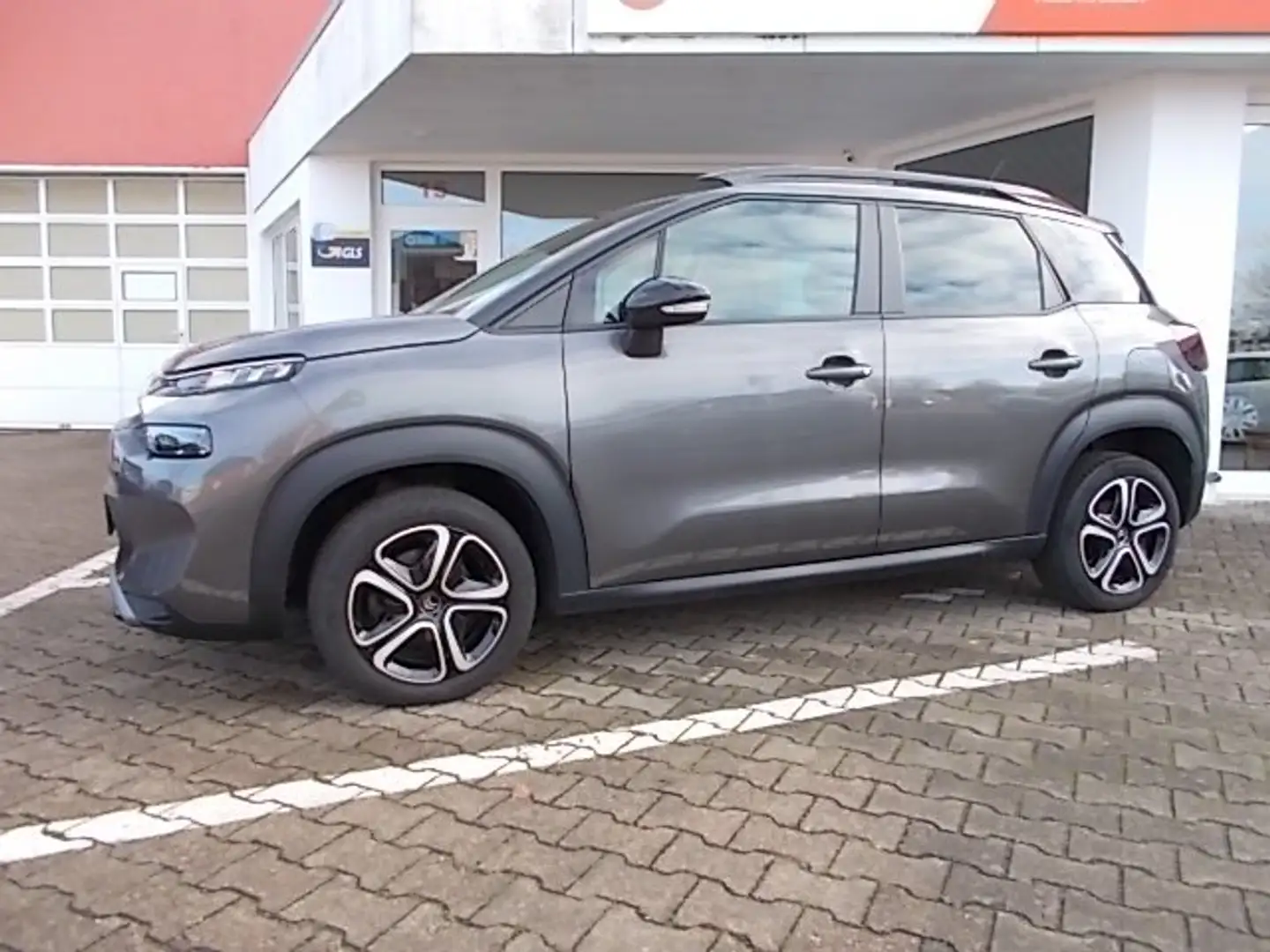 Citroen C3 Aircross 1,2 PT 110 Feel Pack, Klima, Sitzheizung, Garantie Gris - 1