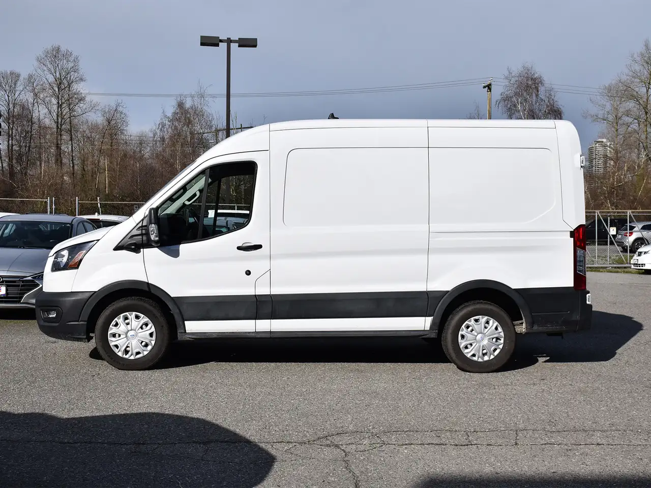 Ford Transit Cargo Van снимка Ford Transit Cargo Van