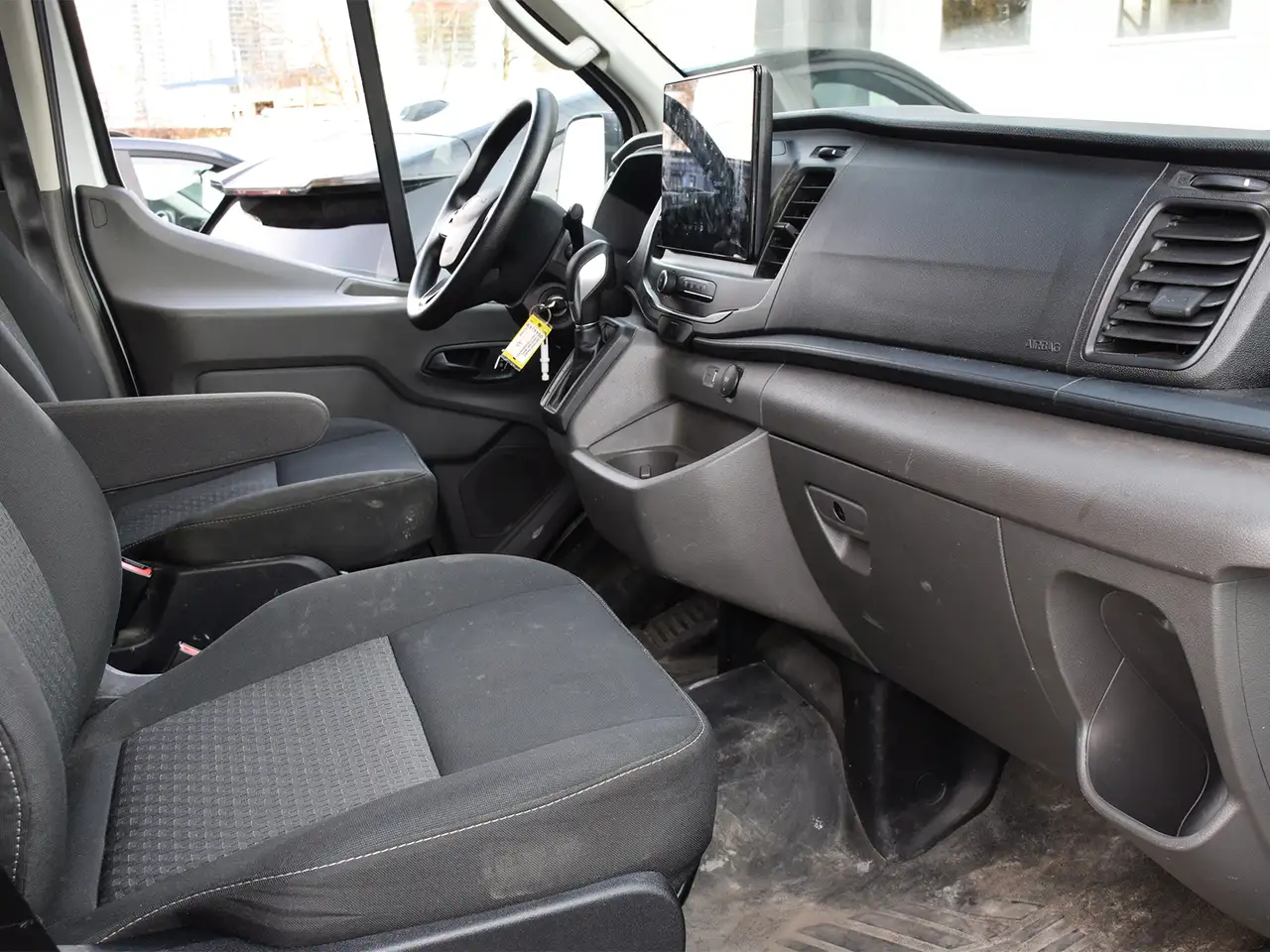 Ford Transit Cargo Van снимка Ford Transit Cargo Van