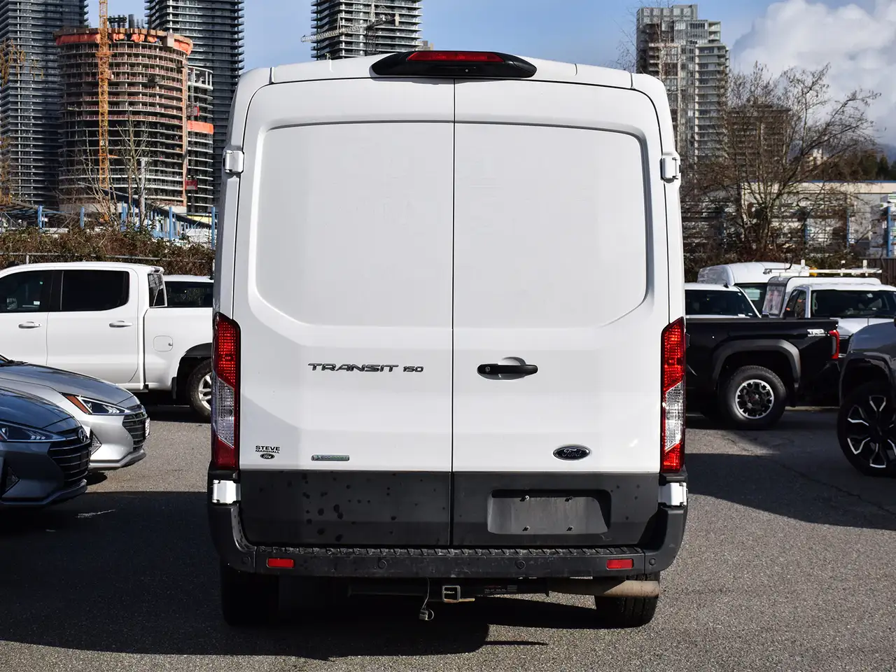 Ford Transit Cargo Van снимка Ford Transit Cargo Van