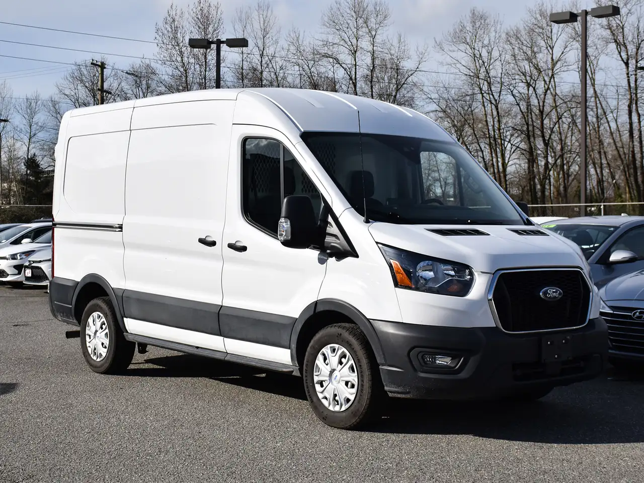 Ford Transit Cargo Van снимка Ford Transit Cargo Van
