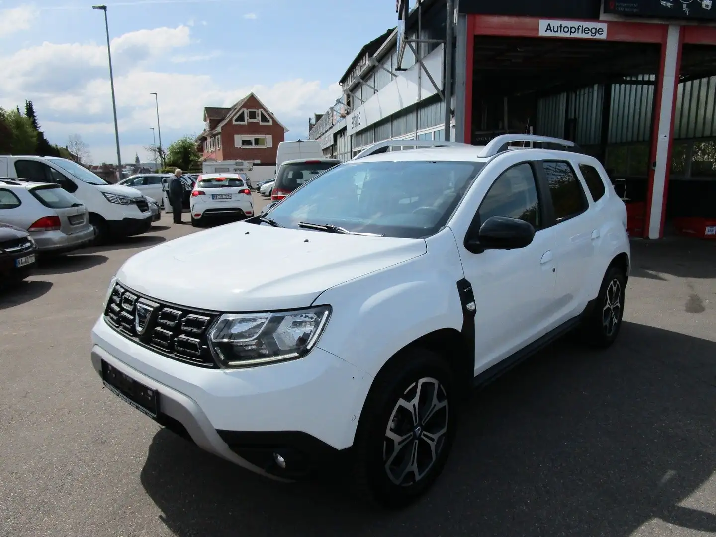 Dacia Duster II Celebration 4WD *NAVI*KAMERA*AHK*TOT-W Bianco - 1