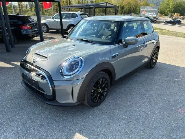 MINI Cooper SE Cooper SE Electric Collection