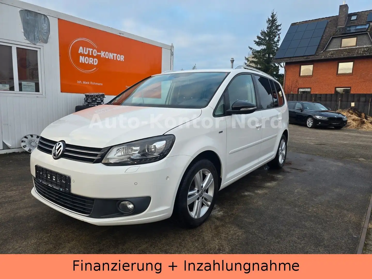 Volkswagen Touran 1.2 TSI Match BMT Xenon Allwetter Weiß - 1