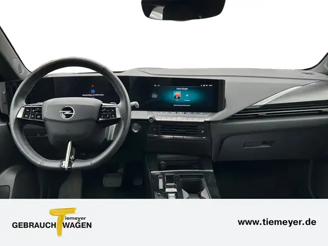 Opel Astra view 12