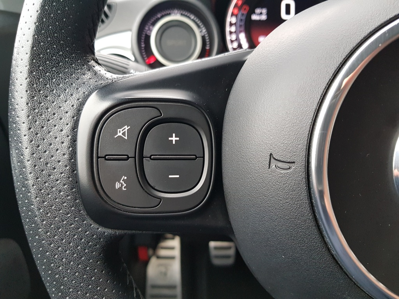 Abarth 500 1.4 T-Jet Abarth 595 - 145 pk — photo 26