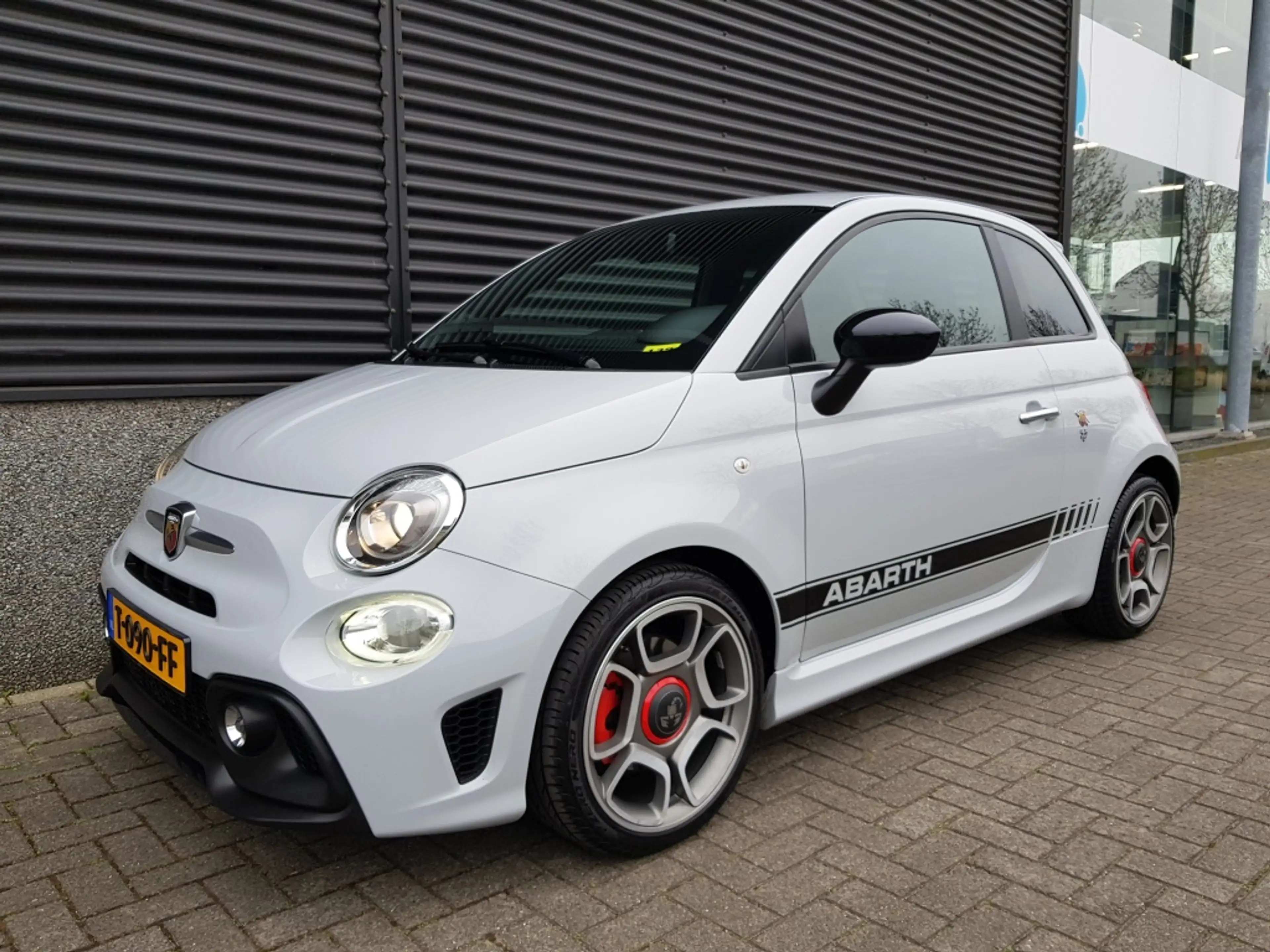 Abarth 500 1.4 T-Jet Abarth 595 - 145 pk — photo 14