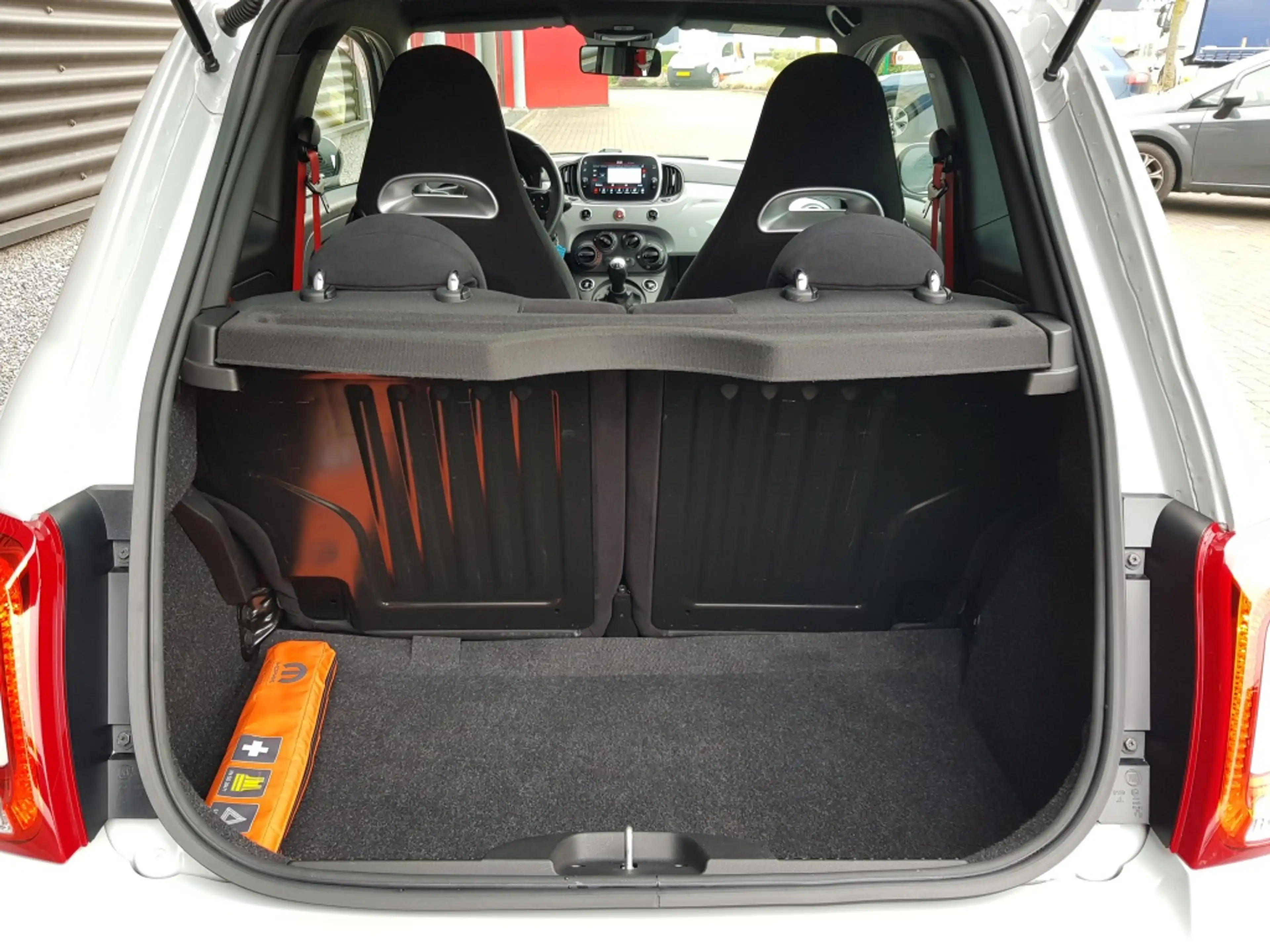 Abarth 500 1.4 T-Jet Abarth 595 - 145 pk — photo 9
