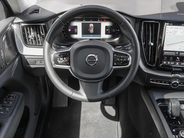 Volvo XC60 view 12