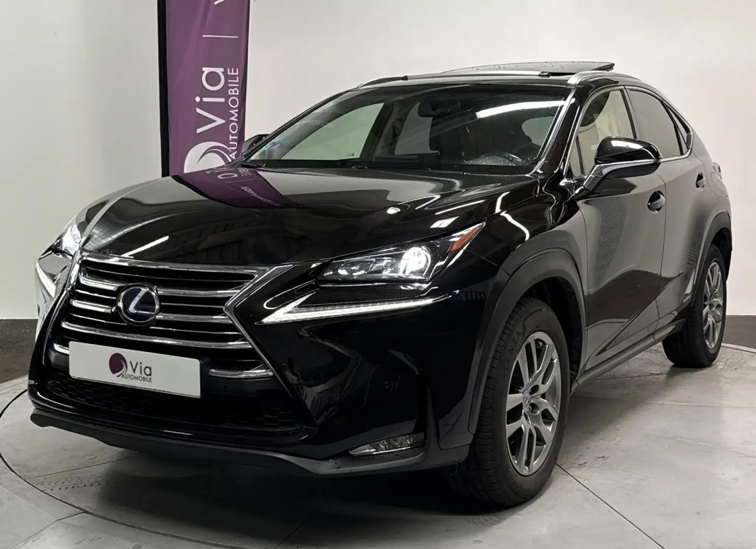 Lexus NX 300h 300h 2WD Pack E-CVT Noir - 1