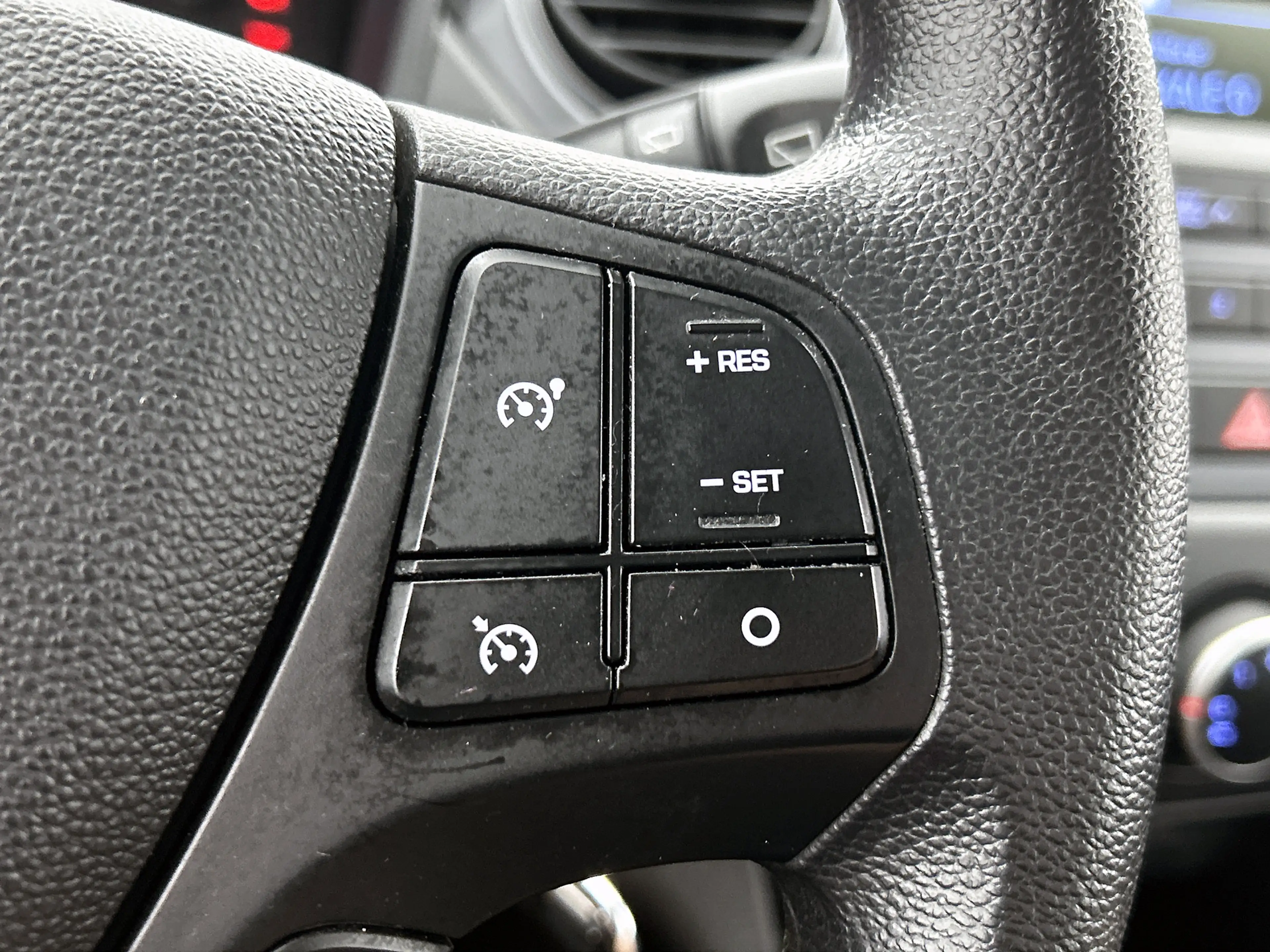 Hyundai i10 1.0i Comfort — photo 13