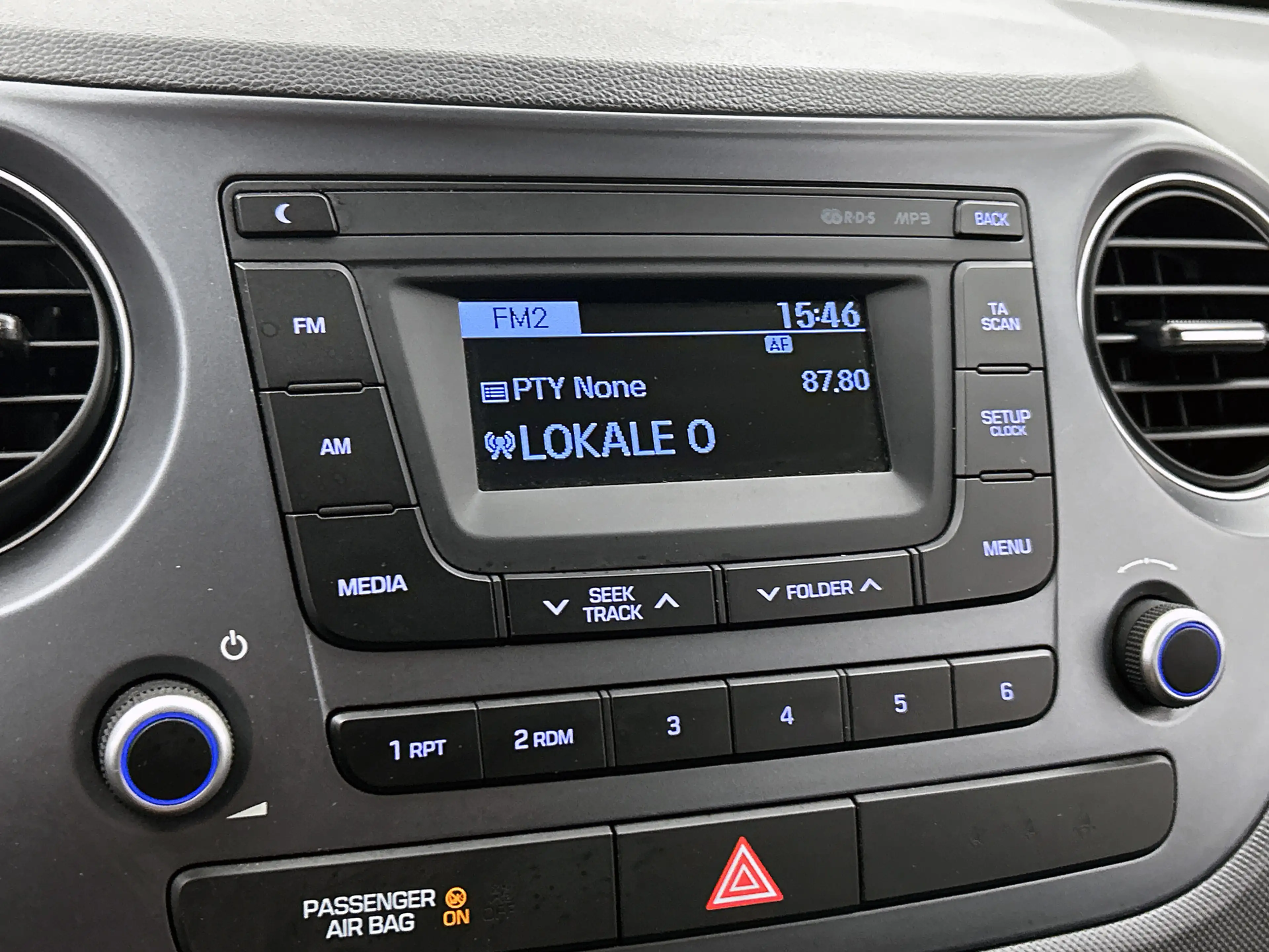 Hyundai i10 1.0i Comfort — photo 7
