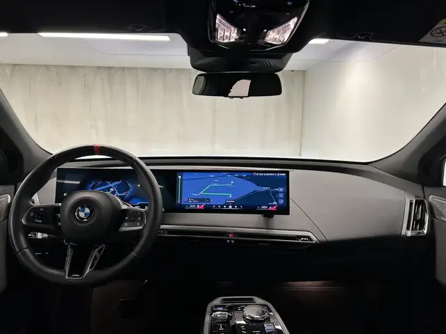BMW Ix view 5