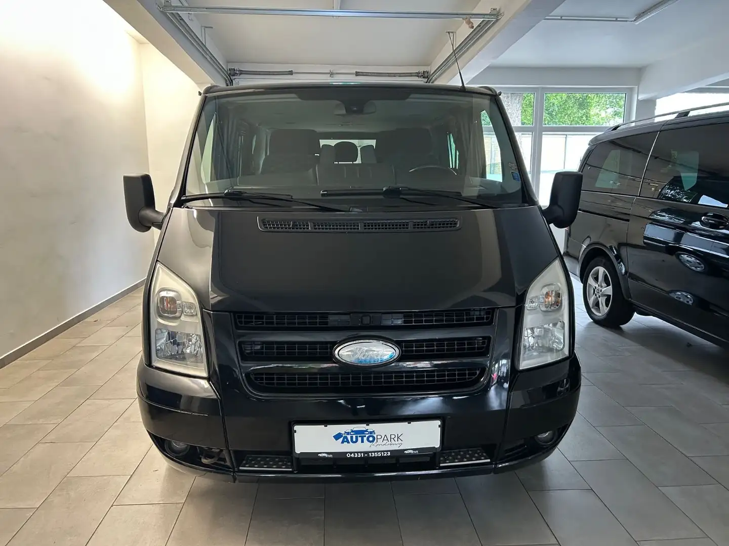 Ford Transit 2.2 TDCI 300 K Euroline *Navi *Standheiz Schwarz - 2
