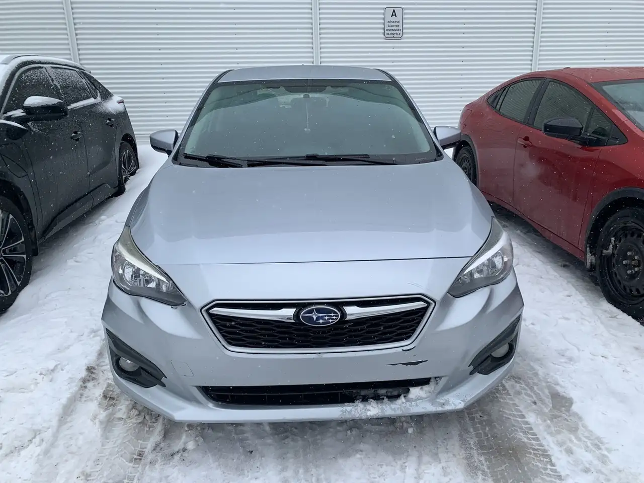 Subaru Impreza снимка Subaru Impreza